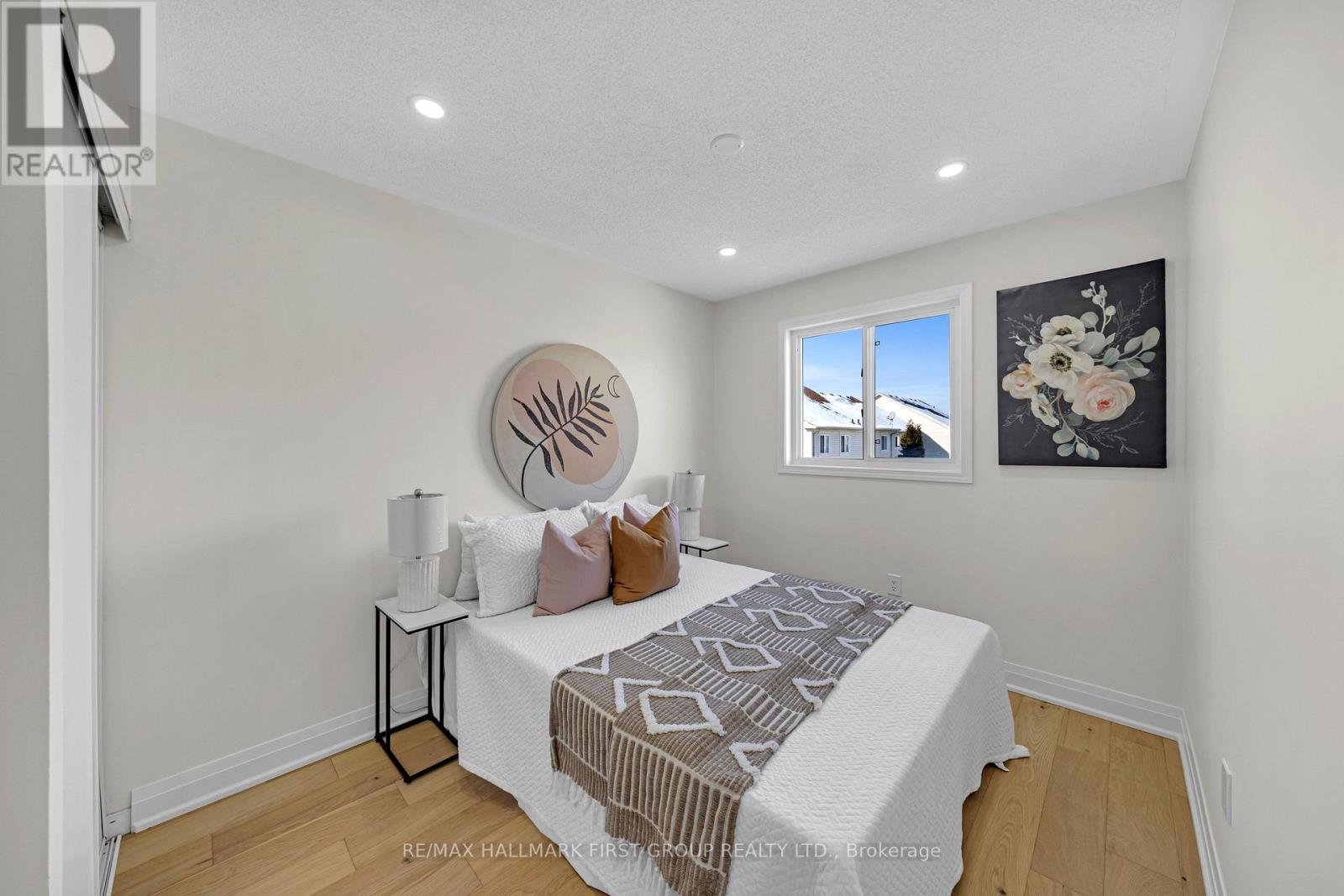 98 Kirkland Place, Whitby, Ontario  L1P 1W9 - Photo 23 - E12764810