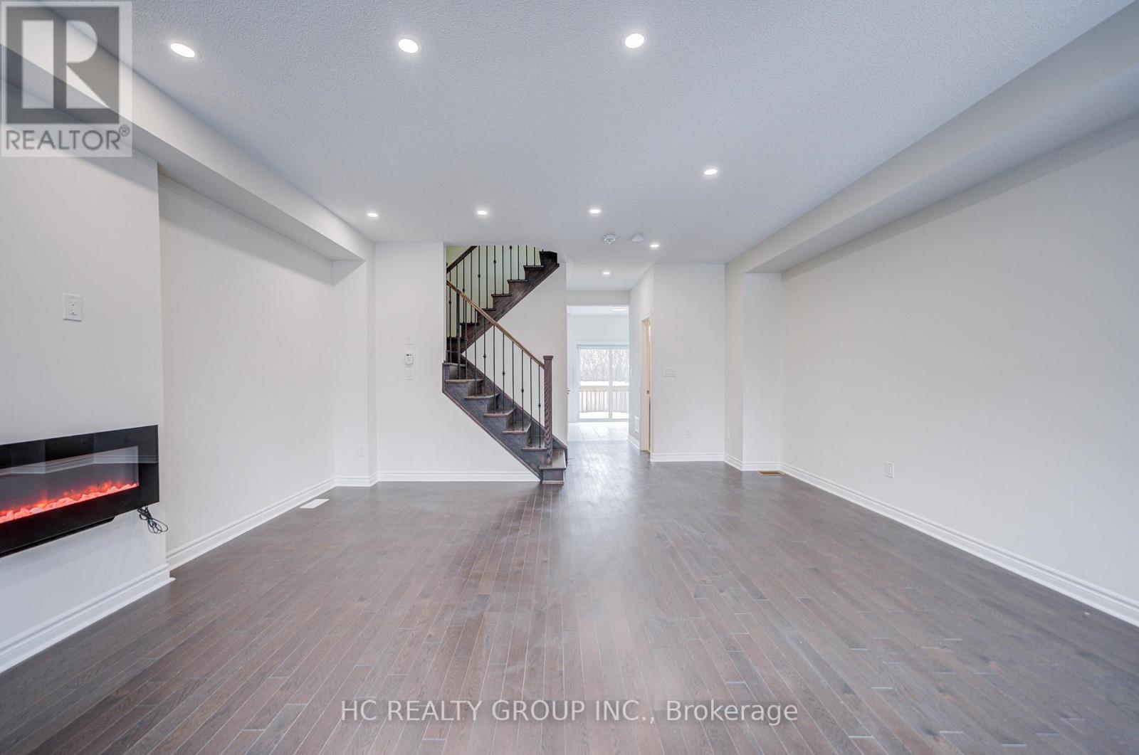 119 Gordon Circle, Newmarket, Ontario  L3Y 0C9 - Photo 11 - N12764834