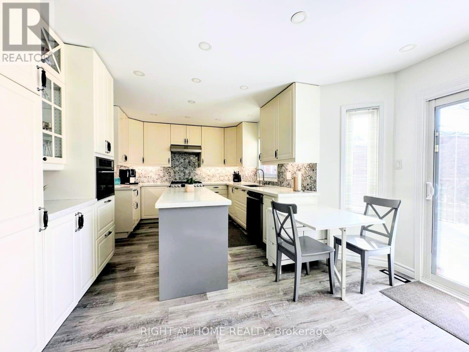 3523 Pintail Circle, Mississauga, Ontario  L5N 6C8 - Photo 13 - W12764798