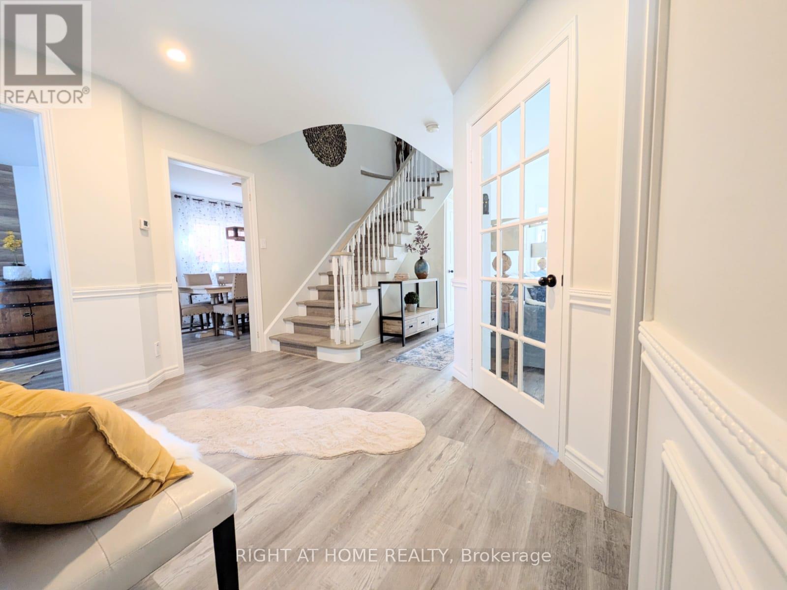 3523 Pintail Circle, Mississauga, Ontario  L5N 6C8 - Photo 5 - W12764798