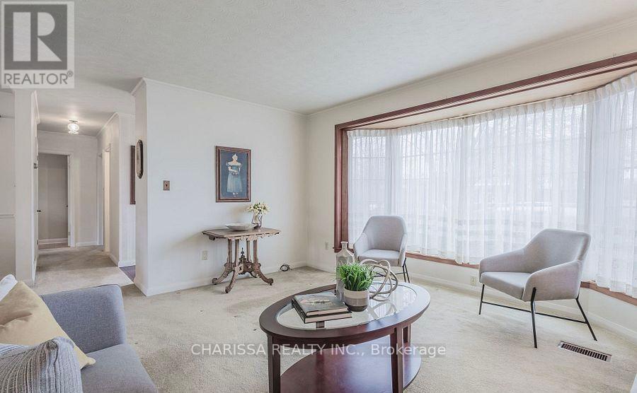 2416 Rebecca Street, Oakville, Ontario  L6L 2B2 - Photo 8 - W12764856