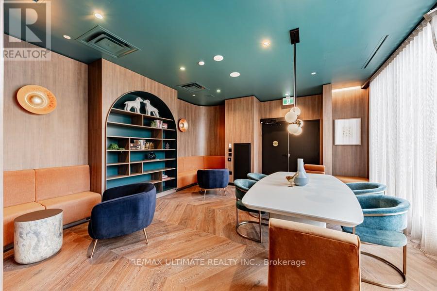 405 - 689 The Queensway, Toronto, Ontario  M8Y 0C8 - Photo 27 - W12764860