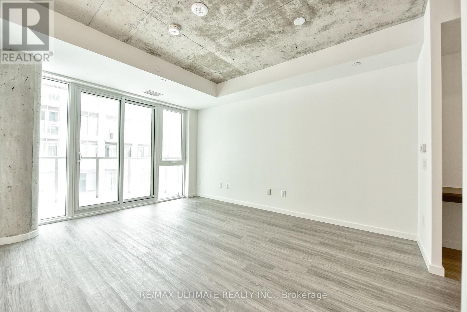 405 - 689 The Queensway, Toronto, Ontario  M8Y 0C8 - Photo 8 - W12764860