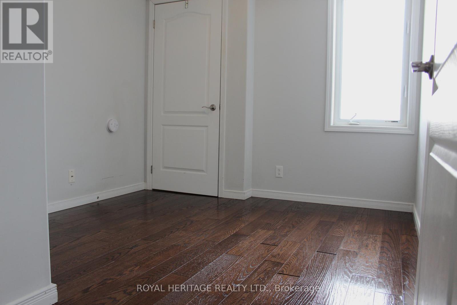 307 - 306 Spillsbury Drive, Peterborough (Otonabee Ward 1), Ontario  K9K 0B5 - Photo 17 - X12764852