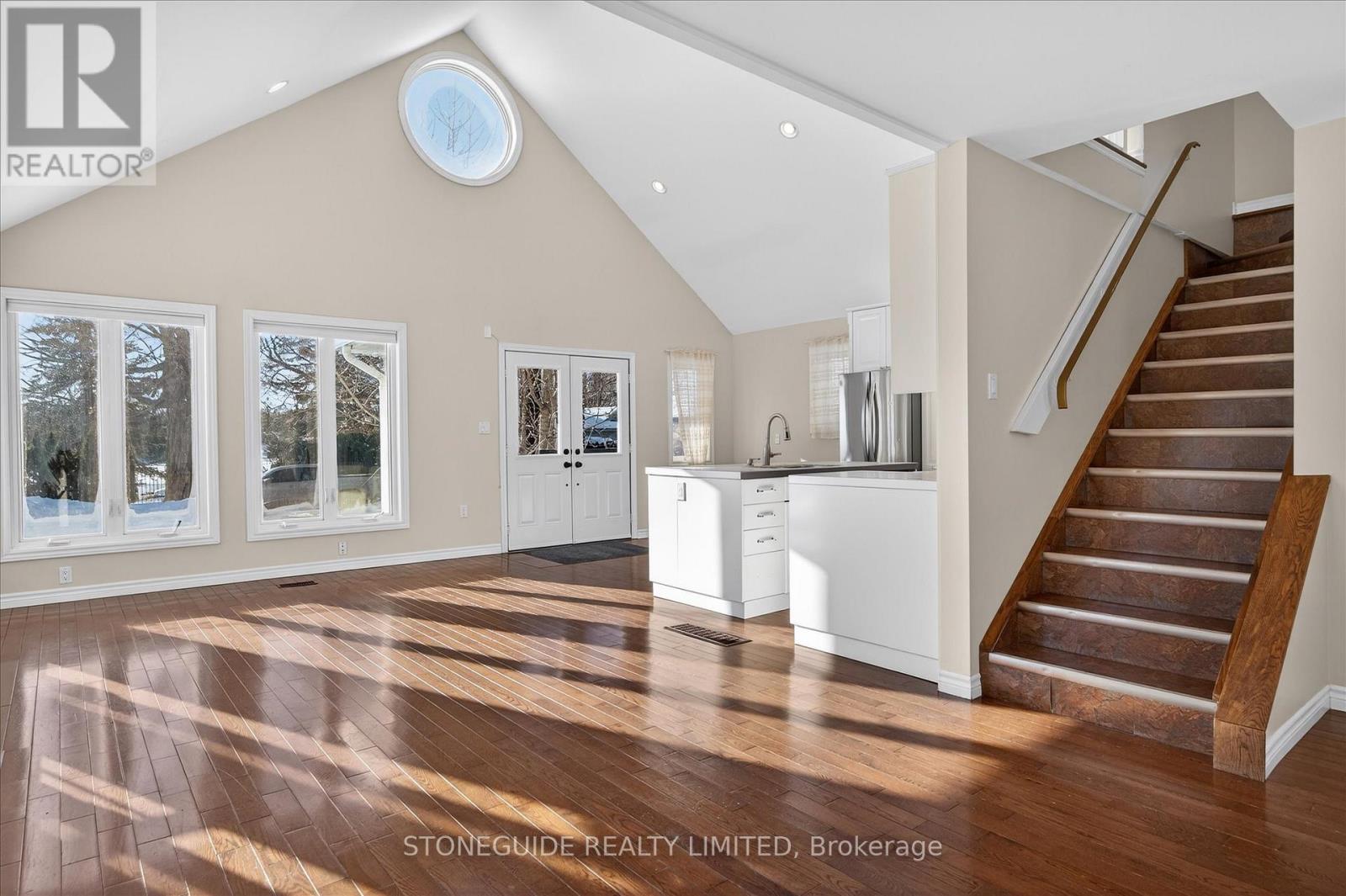 122 Fradette Avenue, Peterborough (Otonabee Ward 1), Ontario  K9J 1T5 - Photo 18 - X12764870