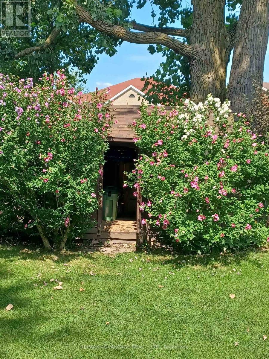 122 Barrydale Crescent, London North, Ontario  N6G 2X6 - Photo 46 - X12764872