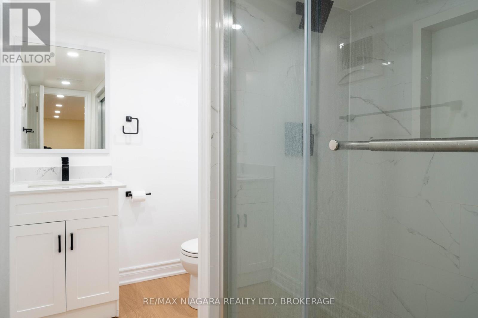 5802 Peer Street, Niagara Falls, Ontario  L2G 1X2 - Photo 32 - X12764880