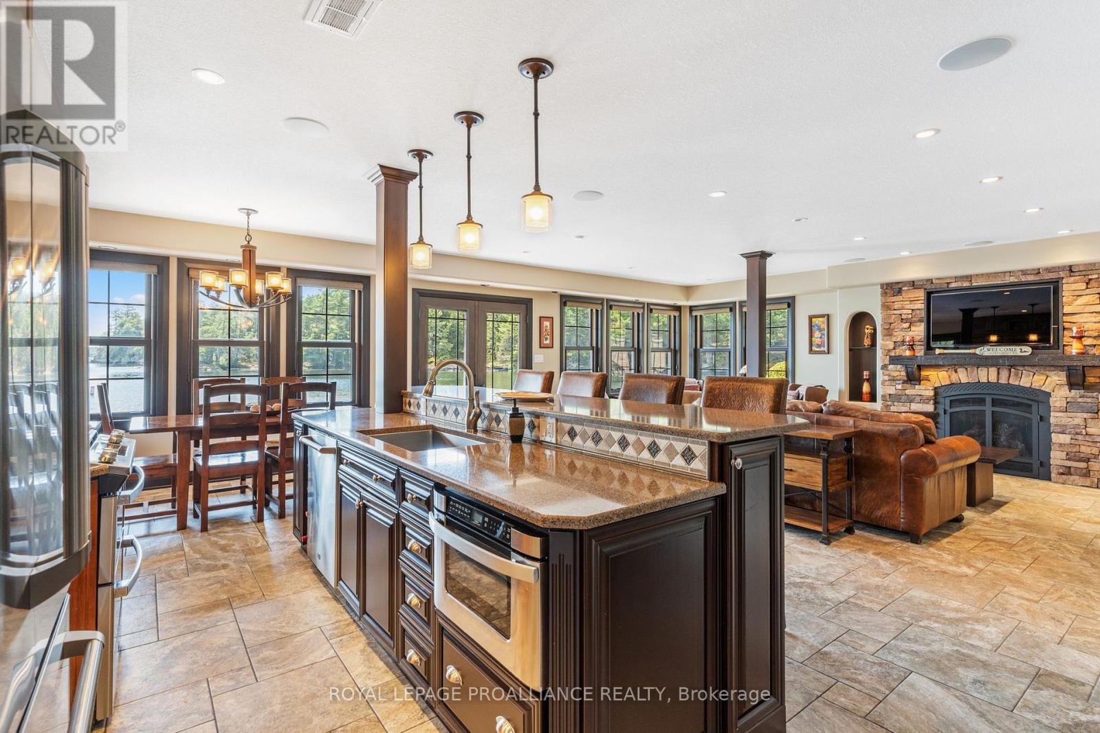 270 Spence Lane, Athens, Ontario  K0E 1B0 - Photo 4 - X12764922