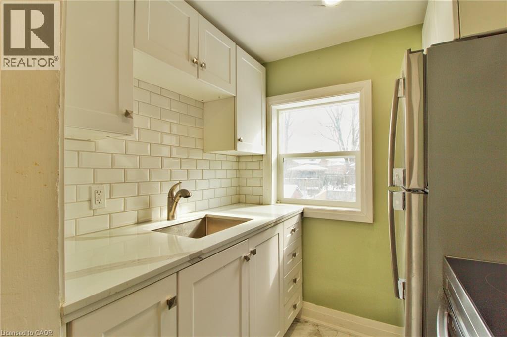 1243 Langmuir Avenue Unit# Upper, London, Ontario  N5W 2G2 - Photo 1 - 40795538