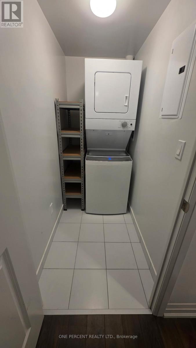 2010 - 20 Meadowglen Place, Toronto, Ontario  M1G 0A9 - Photo 3 - E12764892