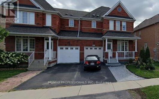 3056 Mcdowell Drive, Mississauga, Ontario  L5M 6J4 - Photo 2 - W12764862