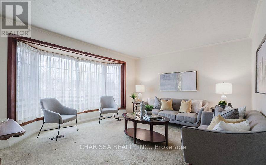 Upper - 2416 Rebecca Street, Oakville, Ontario  L6L 2B2 - Photo 9 - W12764884