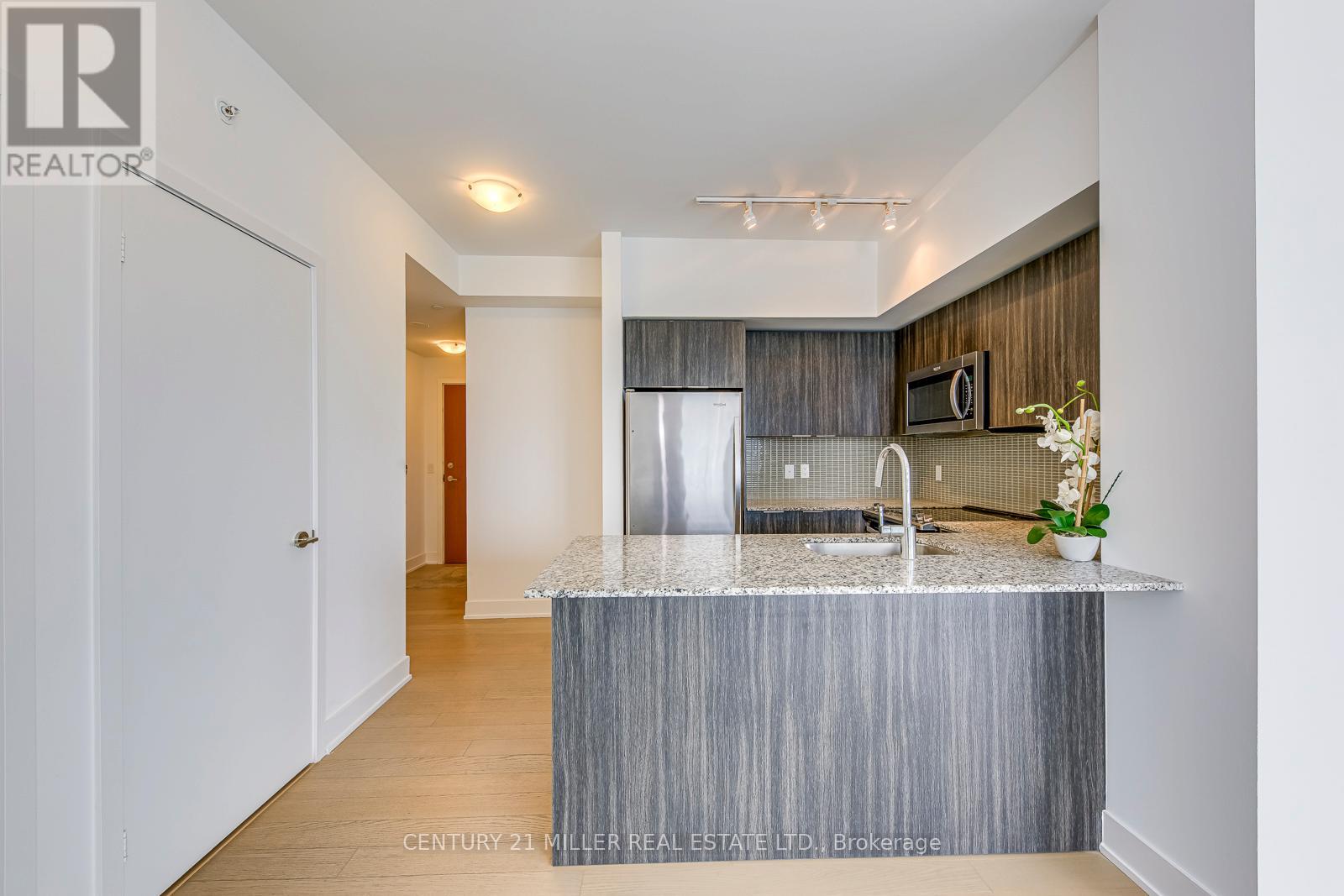 3416 - 30 Shore Breeze Drive, Toronto (Mimico), Ontario  M8V 0J1 - Photo 5 - W12764918