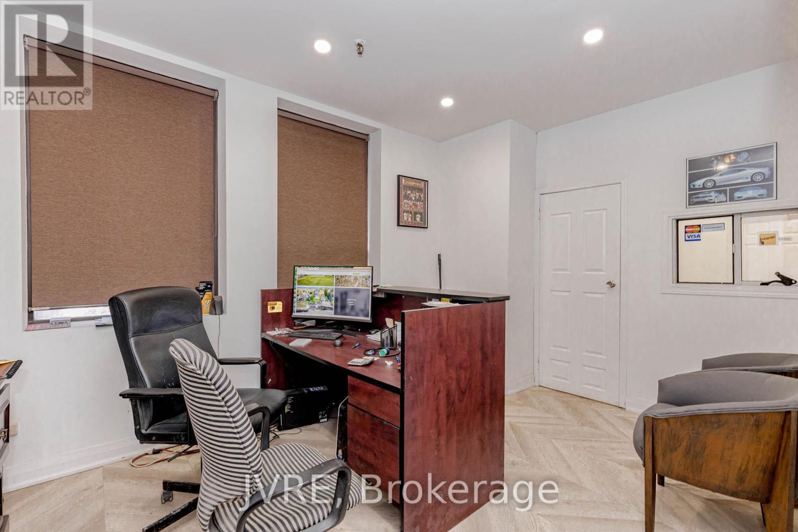 4 - 11 Goodmark Place, Toronto, Ontario  M9W 6R9 - Photo 12 - W12764926