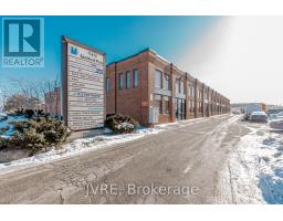 4 - 11 GOODMARK PLACE, Toronto, Ontario