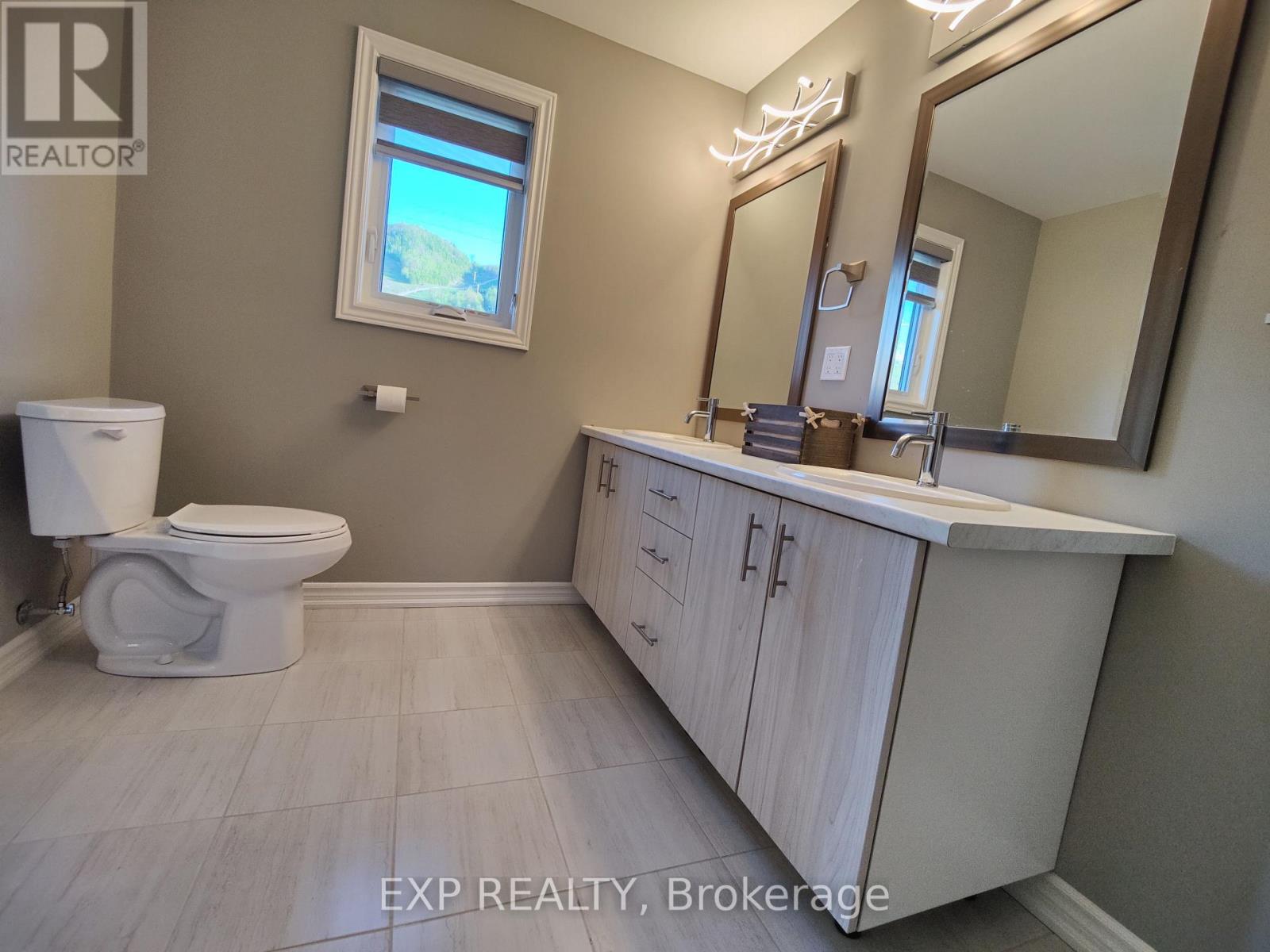 112 Delphi Court, Blue Mountains, Ontario  N0H 1J0 - Photo 18 - X12764890