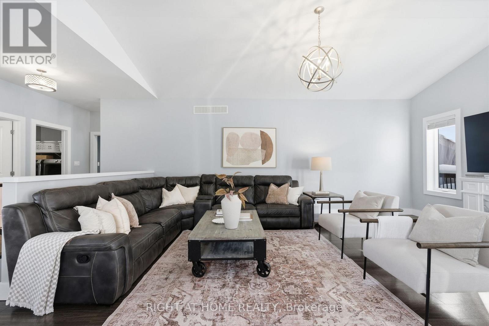 4 Rowan Place, Quinte West, Ontario  K8V 0E1 - Photo 14 - X12764906