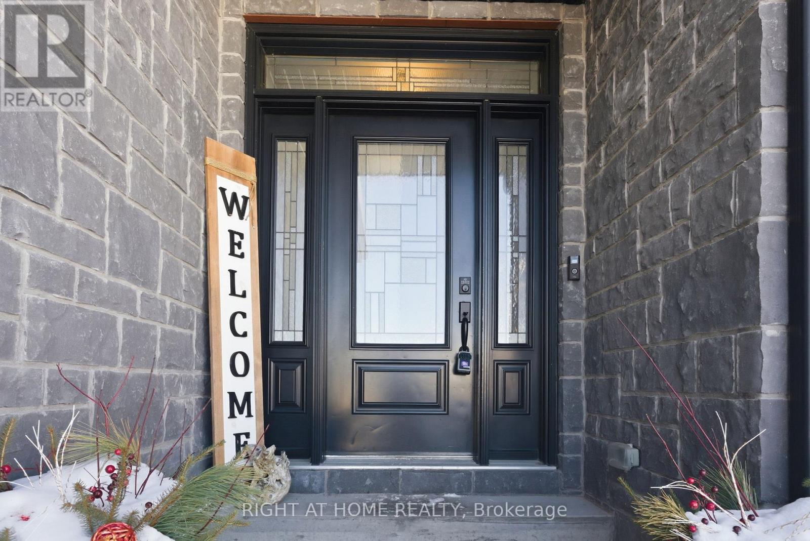 4 Rowan Place, Quinte West, Ontario  K8V 0E1 - Photo 3 - X12764906