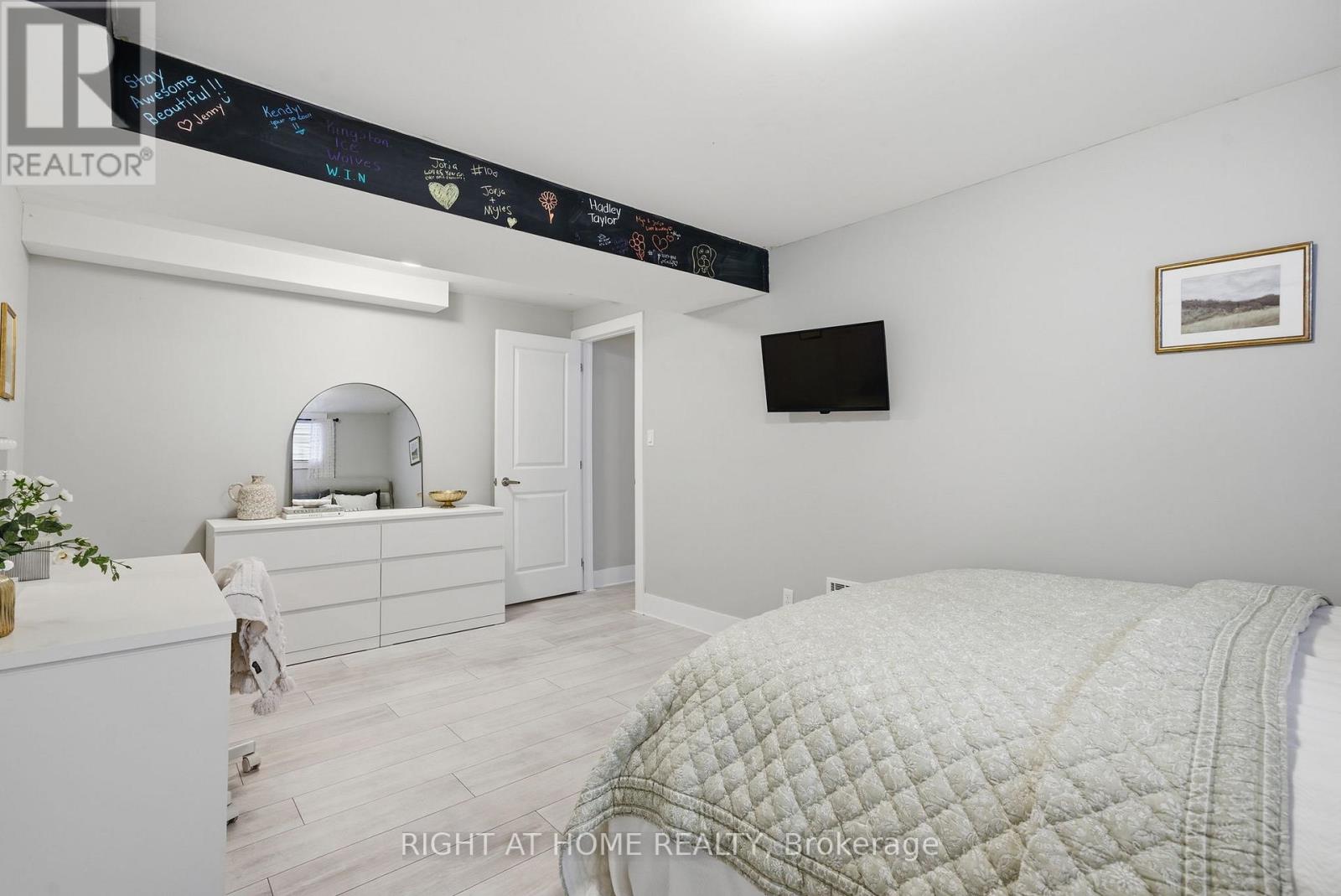 4 Rowan Place, Quinte West, Ontario  K8V 0E1 - Photo 37 - X12764906