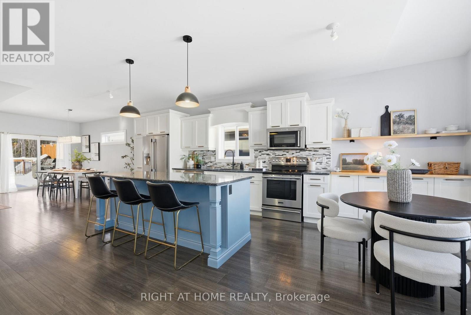 4 Rowan Place, Quinte West, Ontario  K8V 0E1 - Photo 5 - X12764906