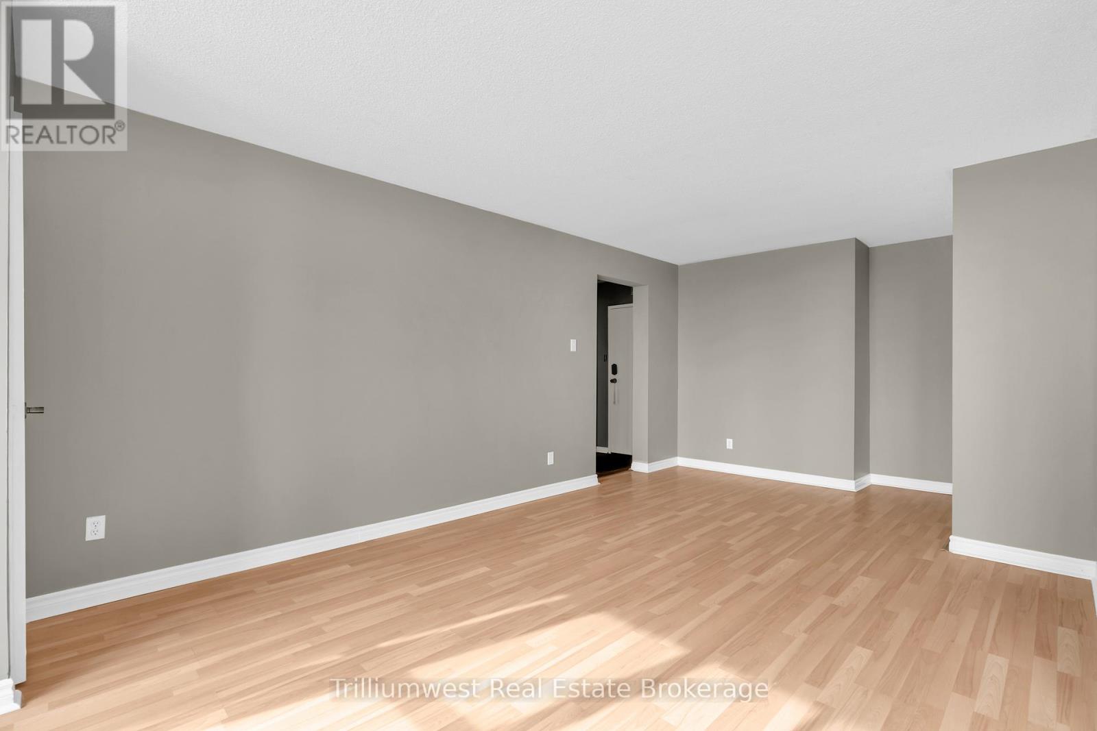 1003 - 375 King Street N, Waterloo, Ontario  N2J 4L6 - Photo 8 - X12764946