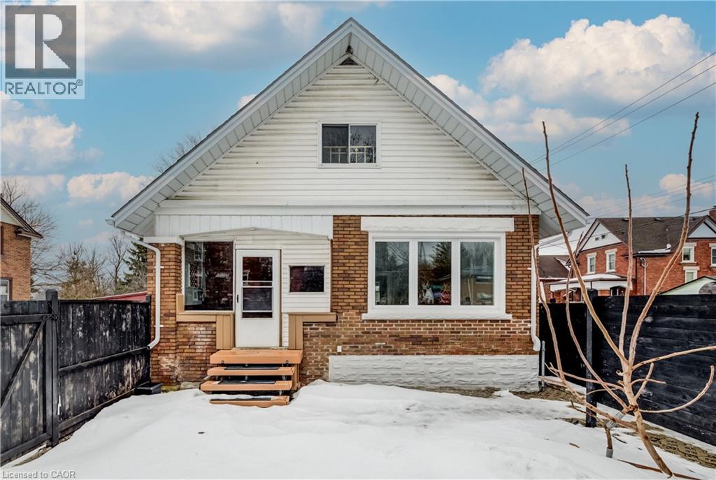 151 Courtland Avenue E, Kitchener, Ontario  N2G 2V2 - Photo 1 - 40799592