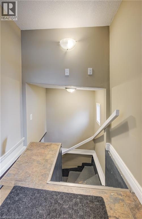 151 Courtland Avenue E, Kitchener, Ontario  N2G 2V2 - Photo 16 - 40799592