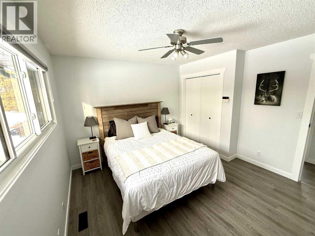 28045 Twp Rd 384, Rural Red Deer County, Alberta  T4E 3E3 - Photo 13 - A2281273