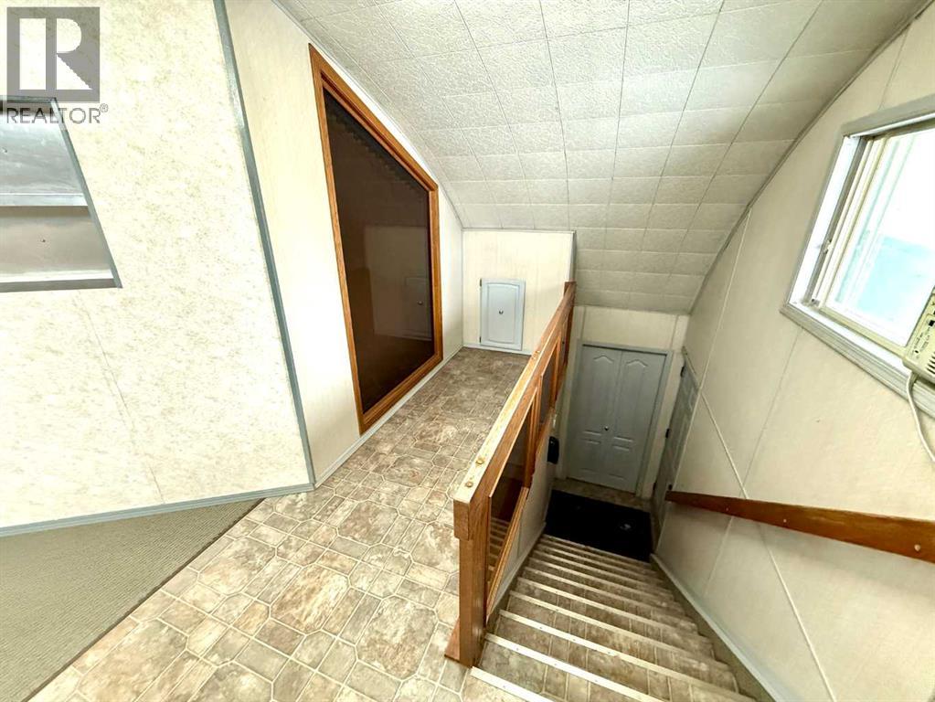 28045 Twp Rd 384, Rural Red Deer County, Alberta  T4E 3E3 - Photo 32 - A2281273