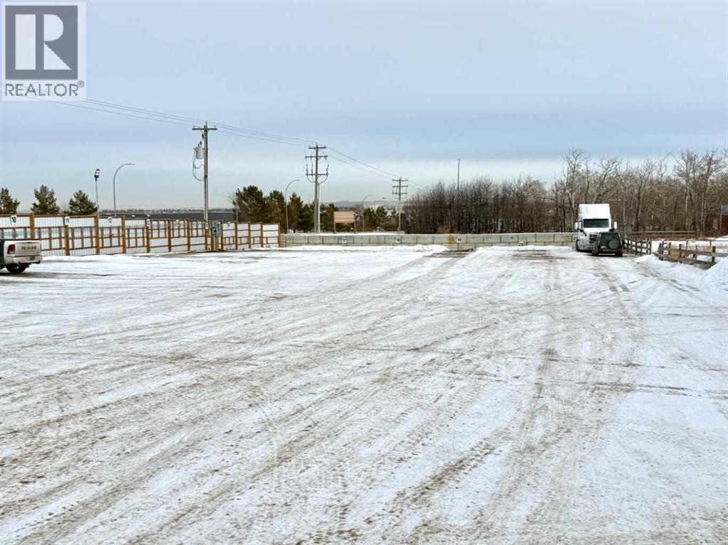 28045 Twp Rd 384, Rural Red Deer County, Alberta  T4E 3E3 - Photo 35 - A2281273