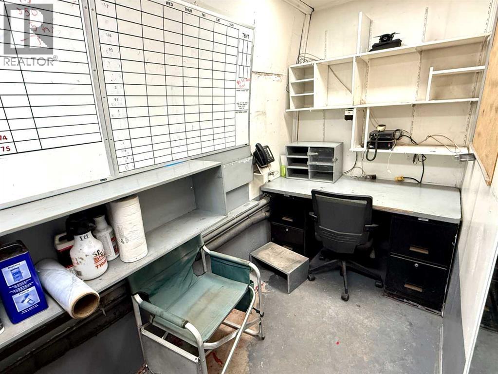 28045 Twp Rd 384, Rural Red Deer County, Alberta  T4E 3E3 - Photo 26 - A2281273