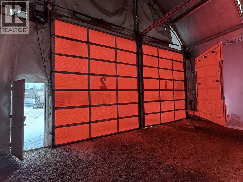 28045 Twp Rd 384, Rural Red Deer County, Alberta  T4E 3E3 - Photo 38 - A2281273