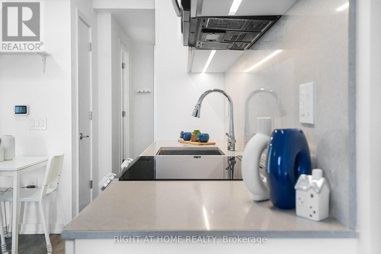 921 - 50 Power Street, Toronto, Ontario  M5A 0V3 - Photo 6 - C12764936