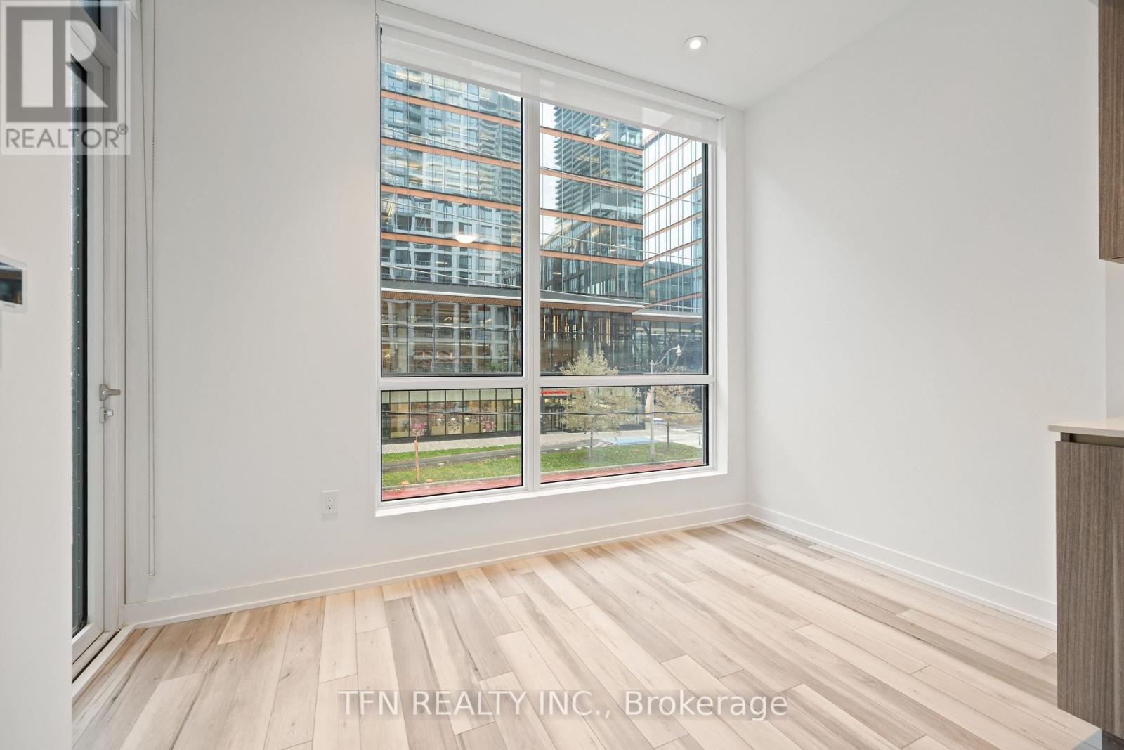 204 - 15 Richardson Street, Toronto, Ontario  M5A 0Y5 - Photo 6 - C12764950