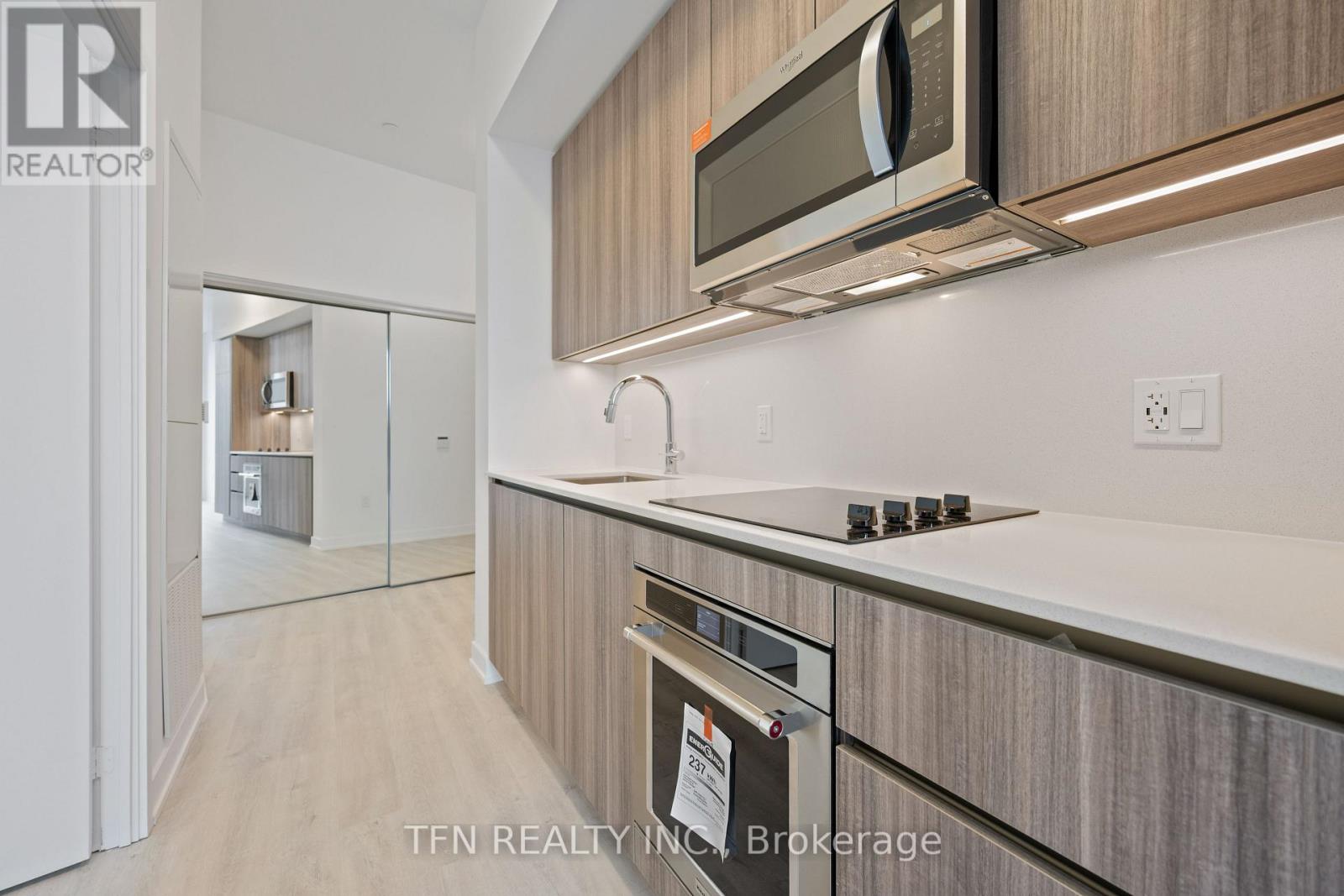 217 - 15 Richardson Street, Toronto, Ontario  M5A 0Y5 - Photo 6 - C12764952