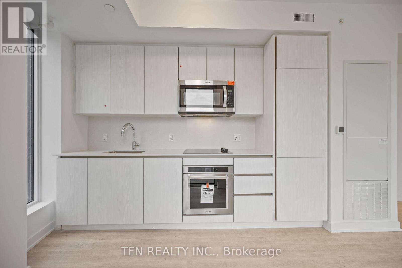 306 - 15 Richardson Street, Toronto (Waterfront Communities), Ontario  M5A 0Y5 - Photo 8 - C12764954