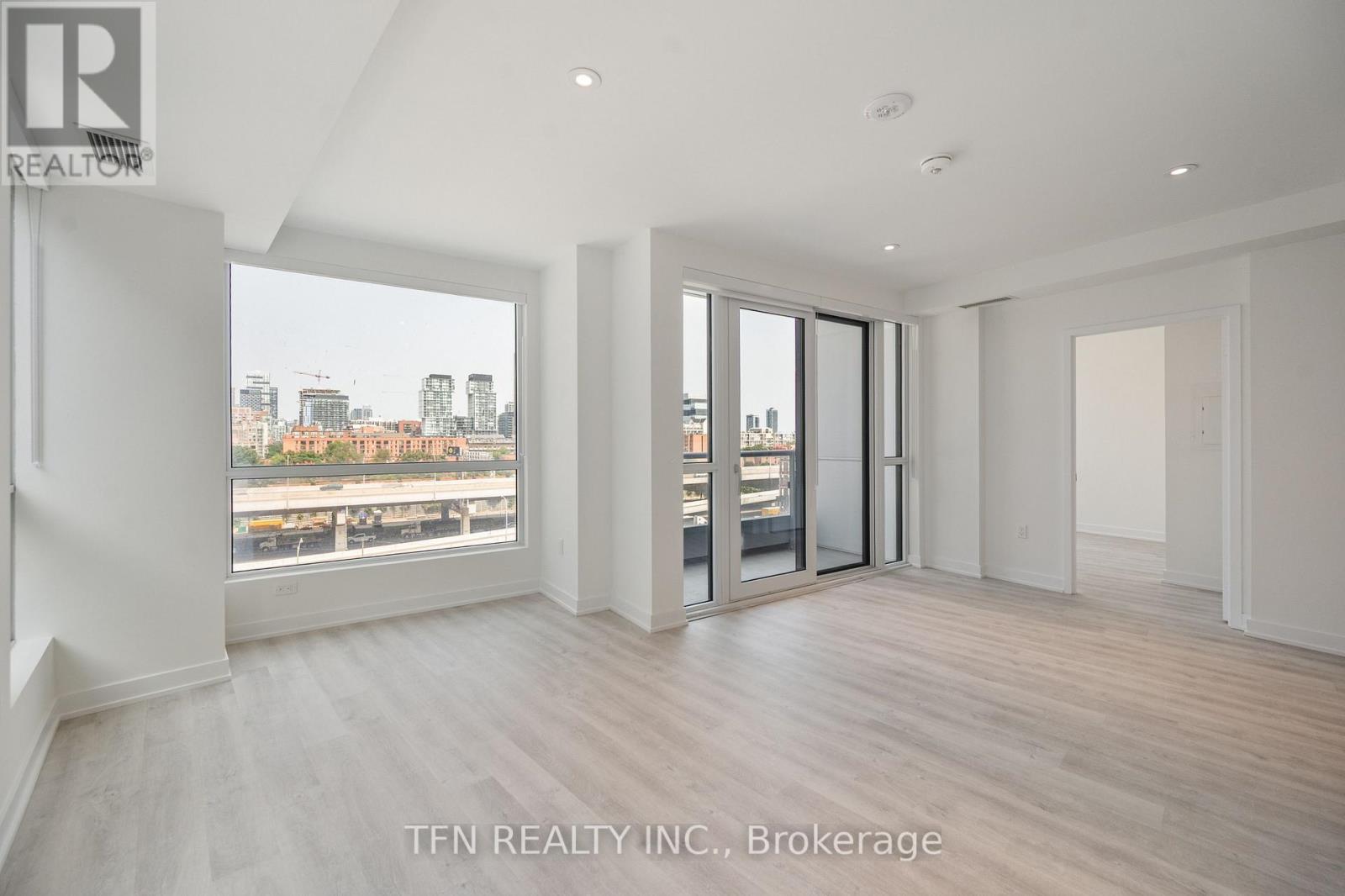 729 - 15 Richardson Street, Toronto (Waterfront Communities), Ontario  M5A 0Y5 - Photo 10 - C12764958