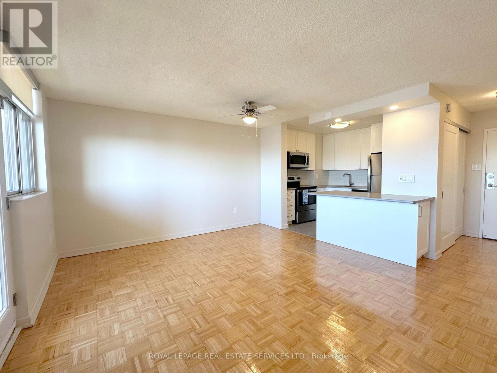 2217 - 30 Denton Avenue, Toronto, Ontario  M1L 4P2 - Photo 2 - E12764972