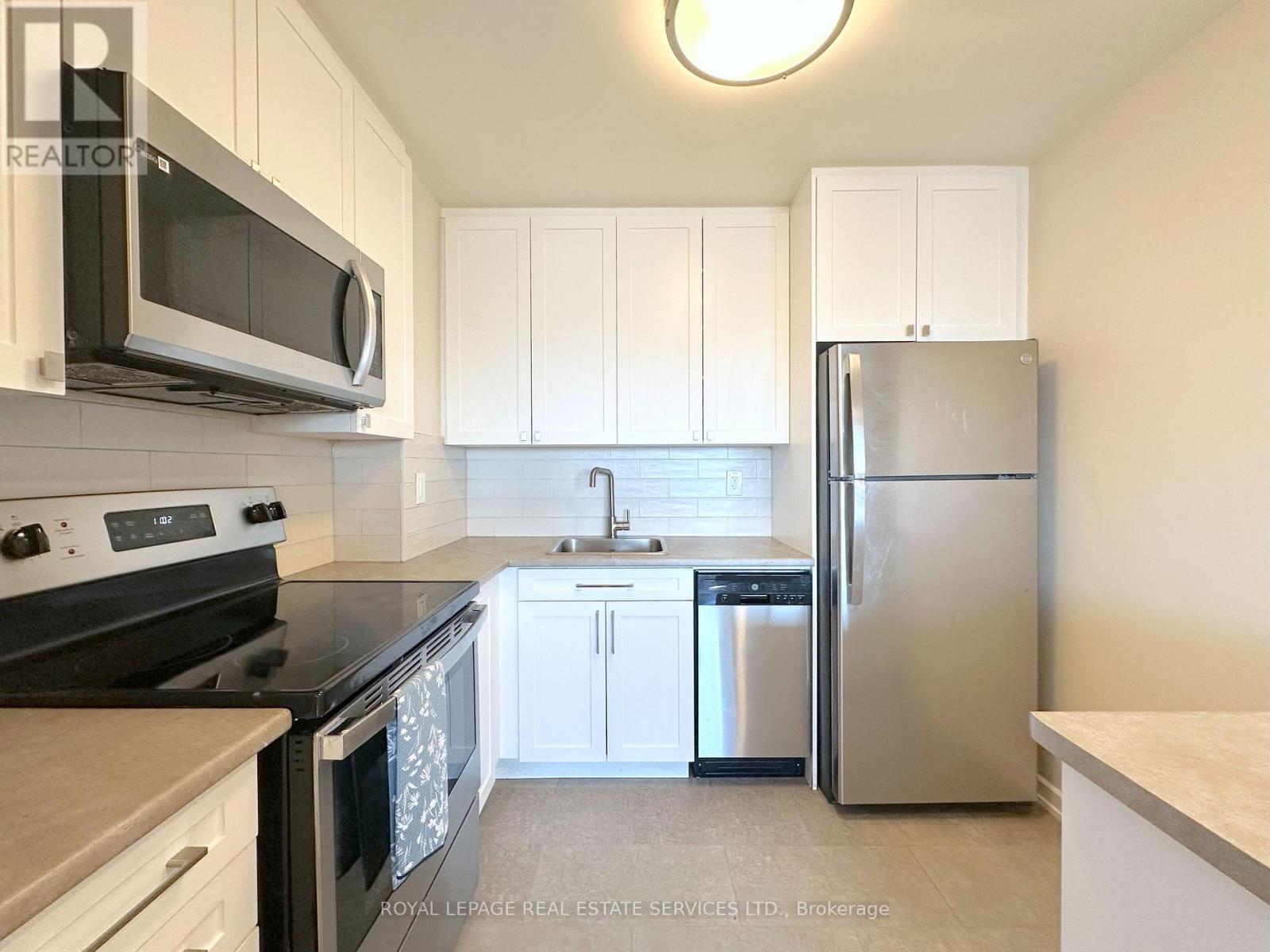 2217 - 30 Denton Avenue, Toronto, Ontario  M1L 4P2 - Photo 5 - E12764972