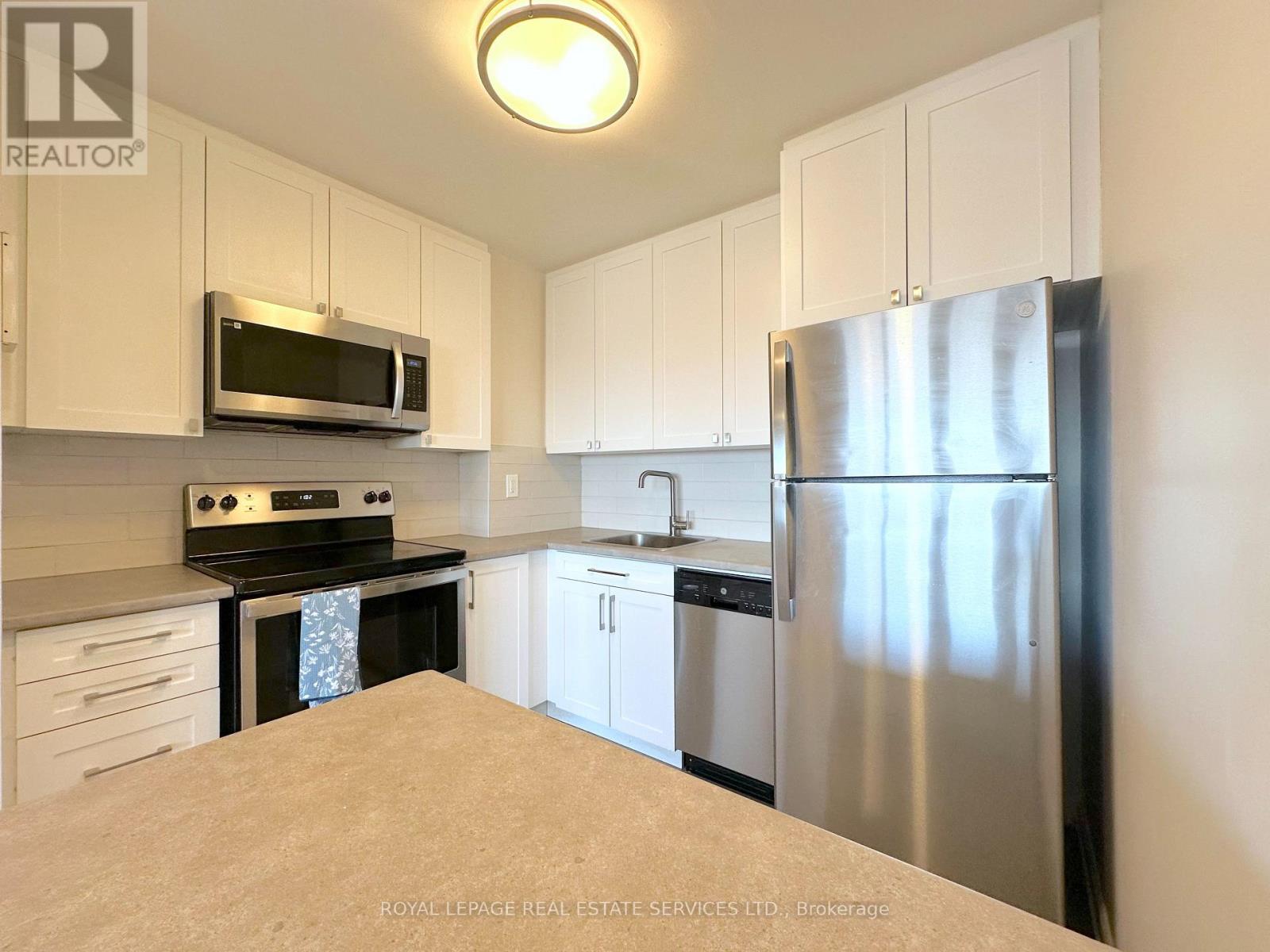 2217 - 30 Denton Avenue, Toronto, Ontario  M1L 4P2 - Photo 6 - E12764972