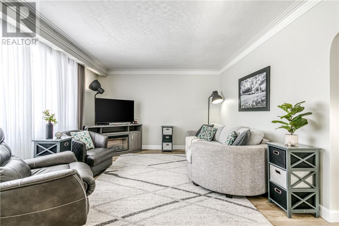 575 Mcneill Boulevard, Sudbury, Ontario  P3C 2H7 - Photo 8 - 2126332