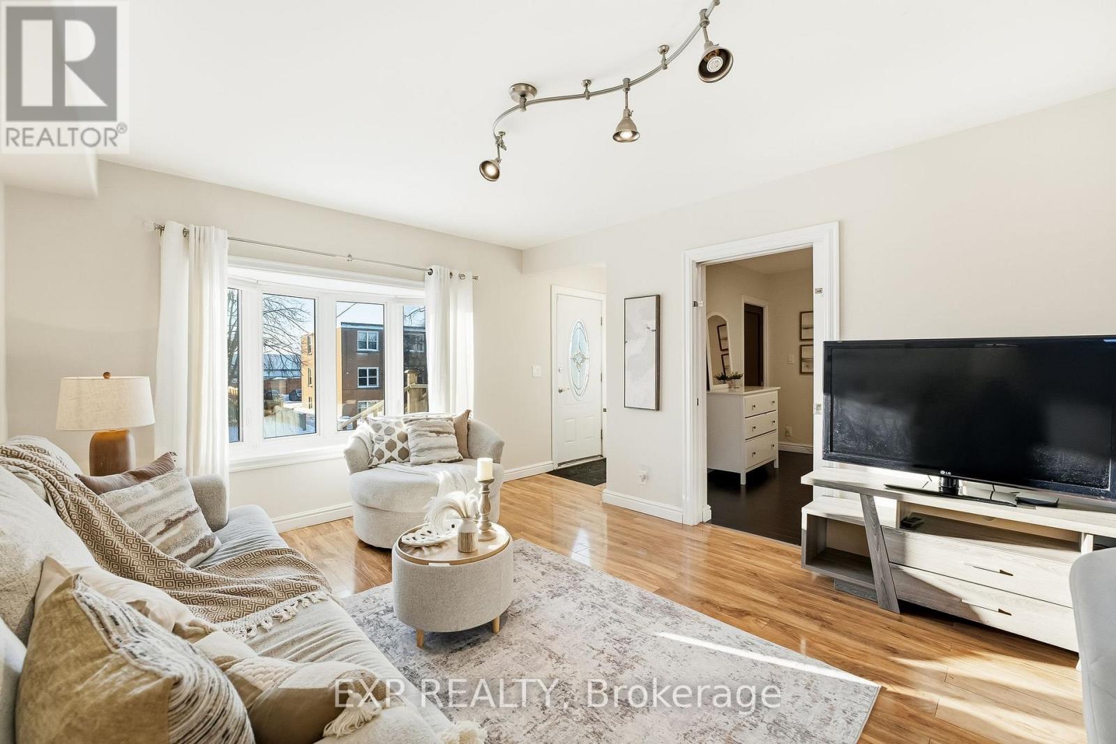 77 Westmount Street, Oshawa, Ontario  L1J 4X2 - Photo 10 - E12763732