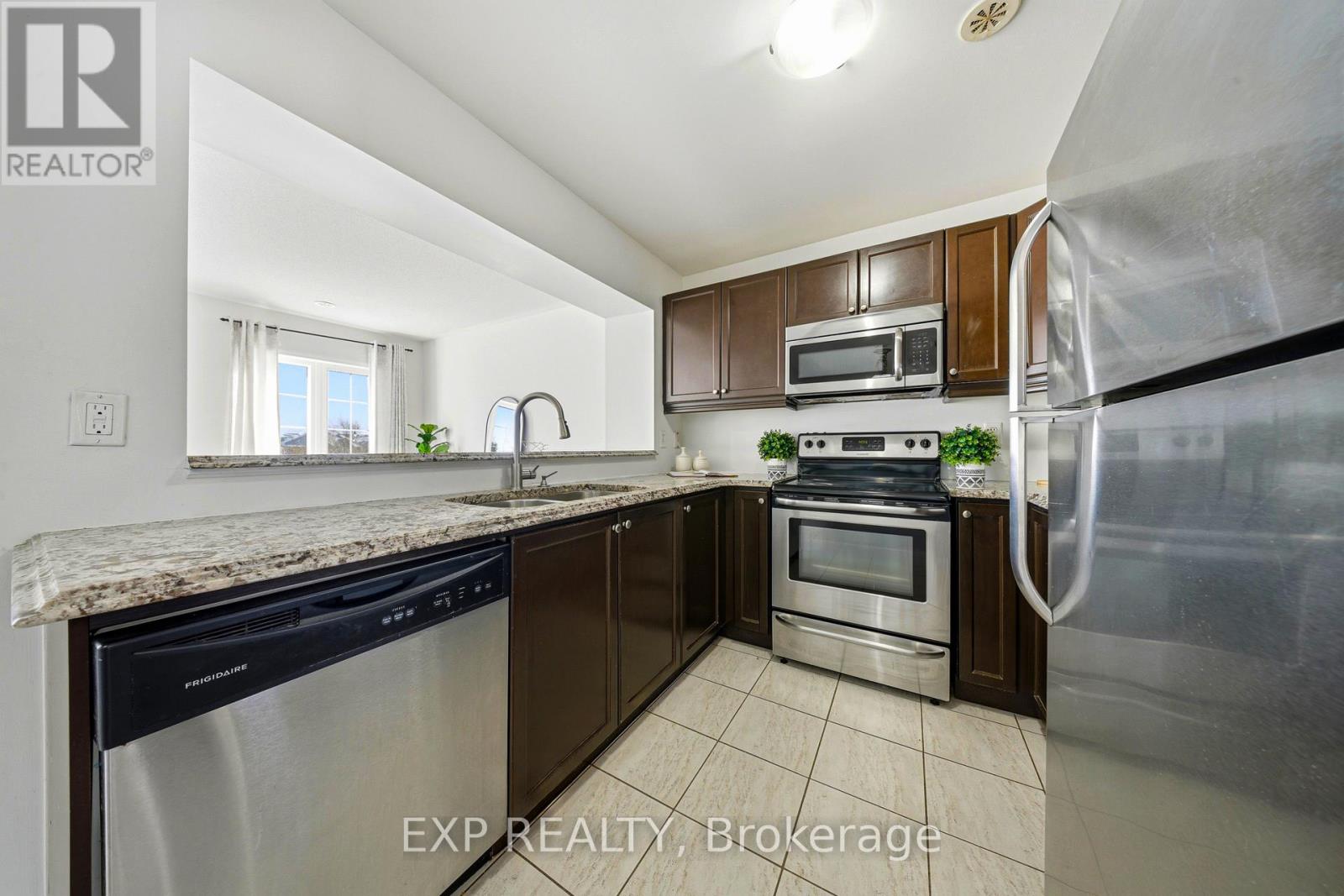 22 Donomore Drive, Brampton (Northwest Brampton), Ontario  L7A 0S7 - Photo 16 - W12764938