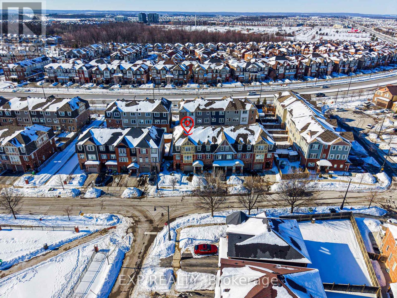 22 Donomore Drive, Brampton (Northwest Brampton), Ontario  L7A 0S7 - Photo 5 - W12764938