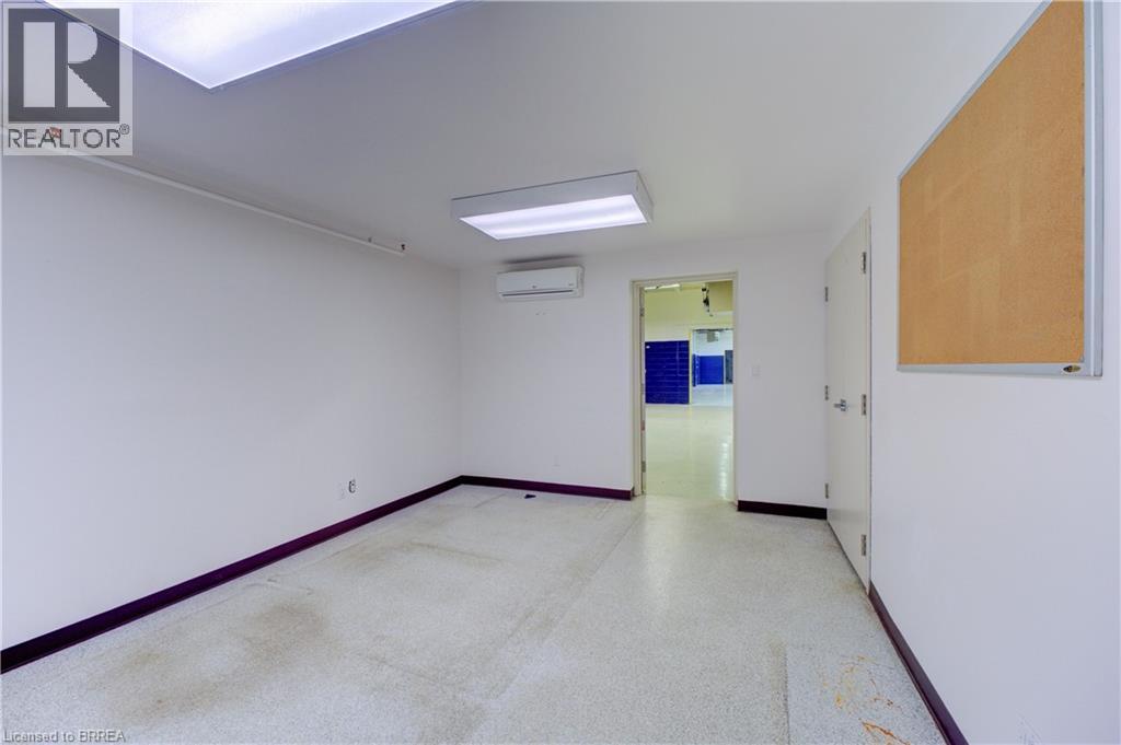 36 Easton Road, Brantford, Ontario  N3P 1J5 - Photo 38 - 40780601