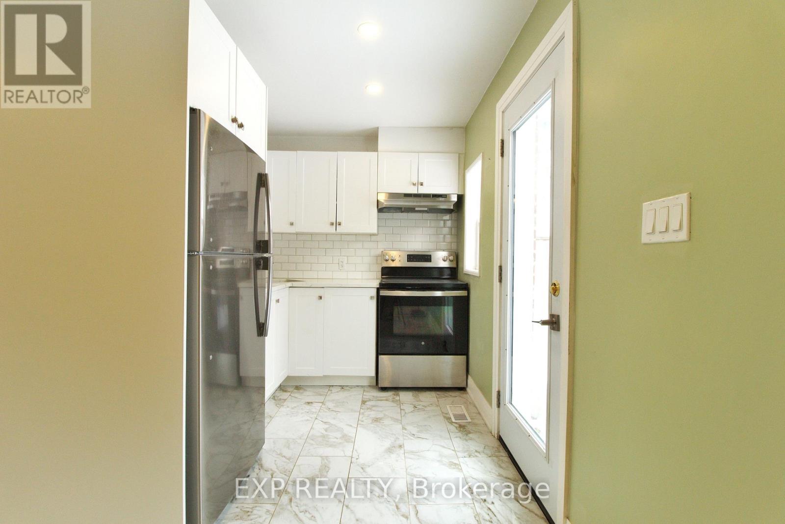 Main - 1243 Langmuir Avenue, London East, Ontario  N5W 2G2 - Photo 5 - X12764966