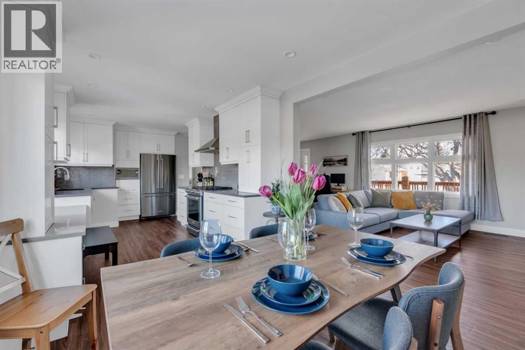 19 Garrick Drive Sw, Calgary, Alberta  T3E 5B4 - Photo 12 - A2284137