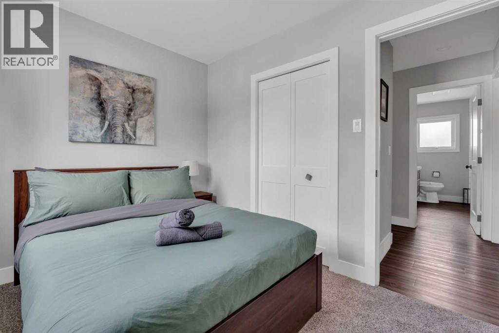 19 Garrick Drive Sw, Calgary, Alberta  T3E 5B4 - Photo 28 - A2284137