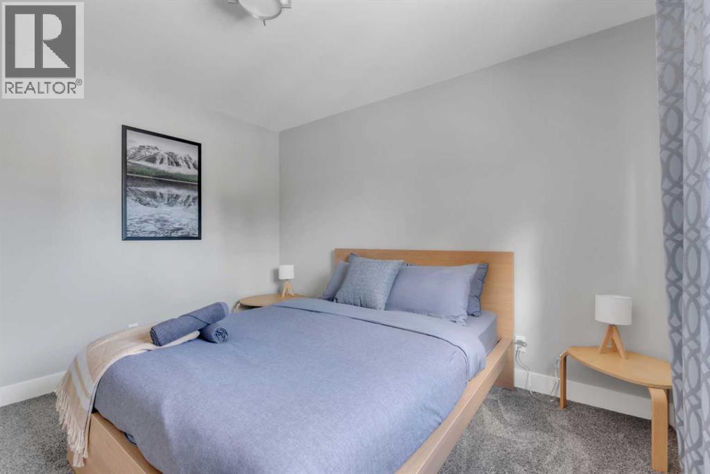 19 Garrick Drive Sw, Calgary, Alberta  T3E 5B4 - Photo 25 - A2284137