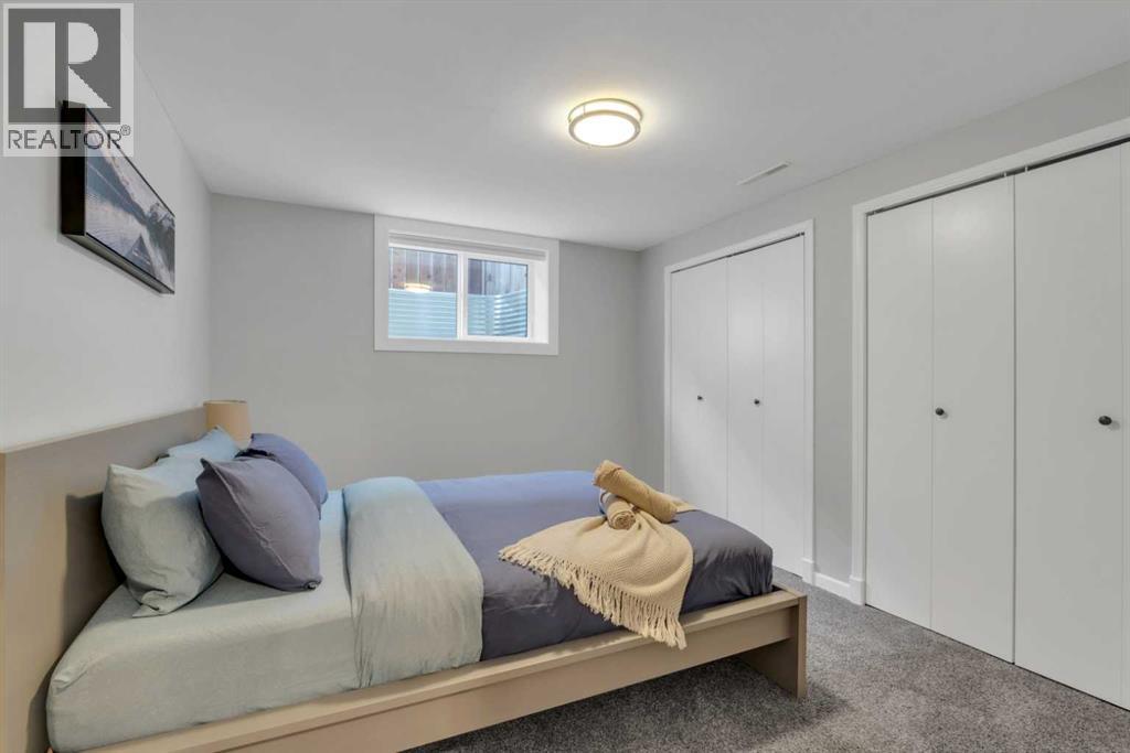 19 Garrick Drive Sw, Calgary, Alberta  T3E 5B4 - Photo 36 - A2284137